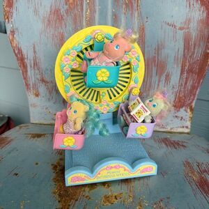 Vintage 1991 Tyco Bitsy Bears Musical Bearris Wheel Playset with 3 Bears